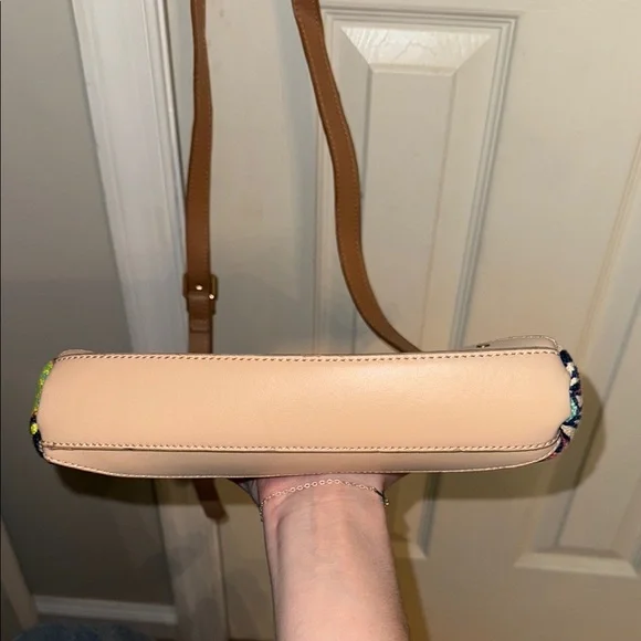 LIKE NEW Spartina 449 Tan and Brown Crossbody Bag - Picture 5 of 8